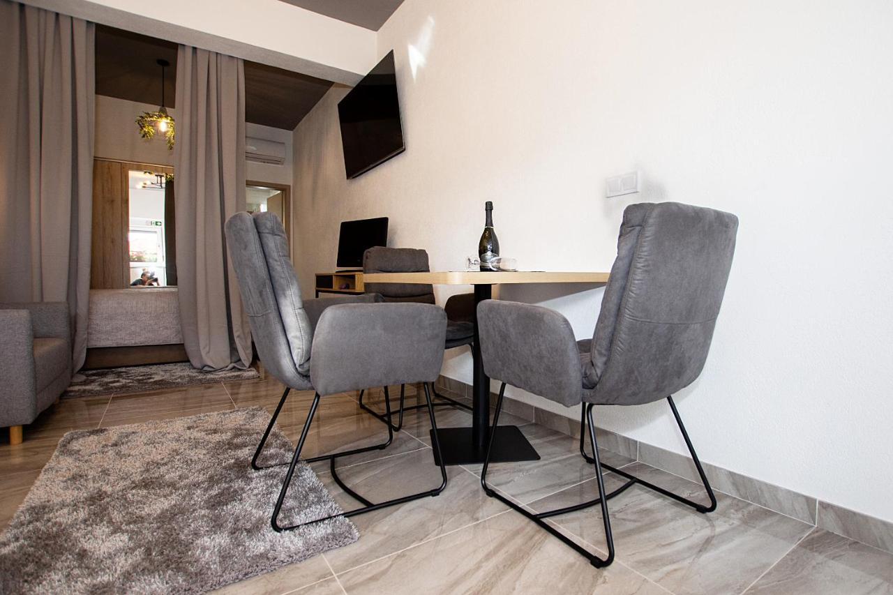 TikTok Apartment Zadar Bagian luar foto
